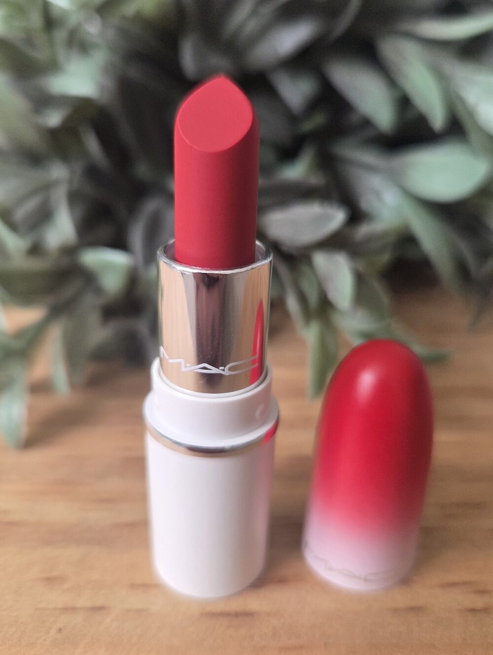 MAC Powder Kiss Mini Travel Lipstick *IN A HOLIDAZE* / NEW - NO BOX